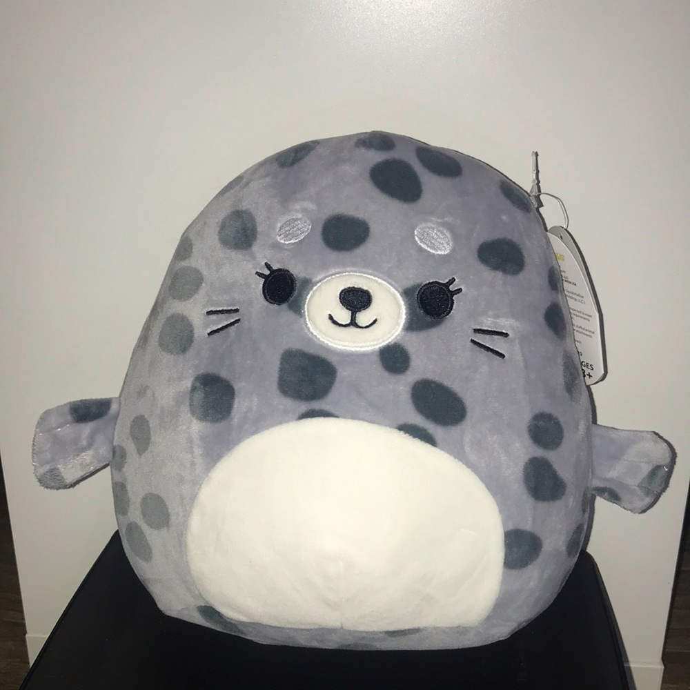 Isis 8” inch Seal Squishmallow NWT